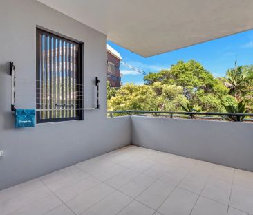 Unit 3/124 Crystal Street, - Photo 6