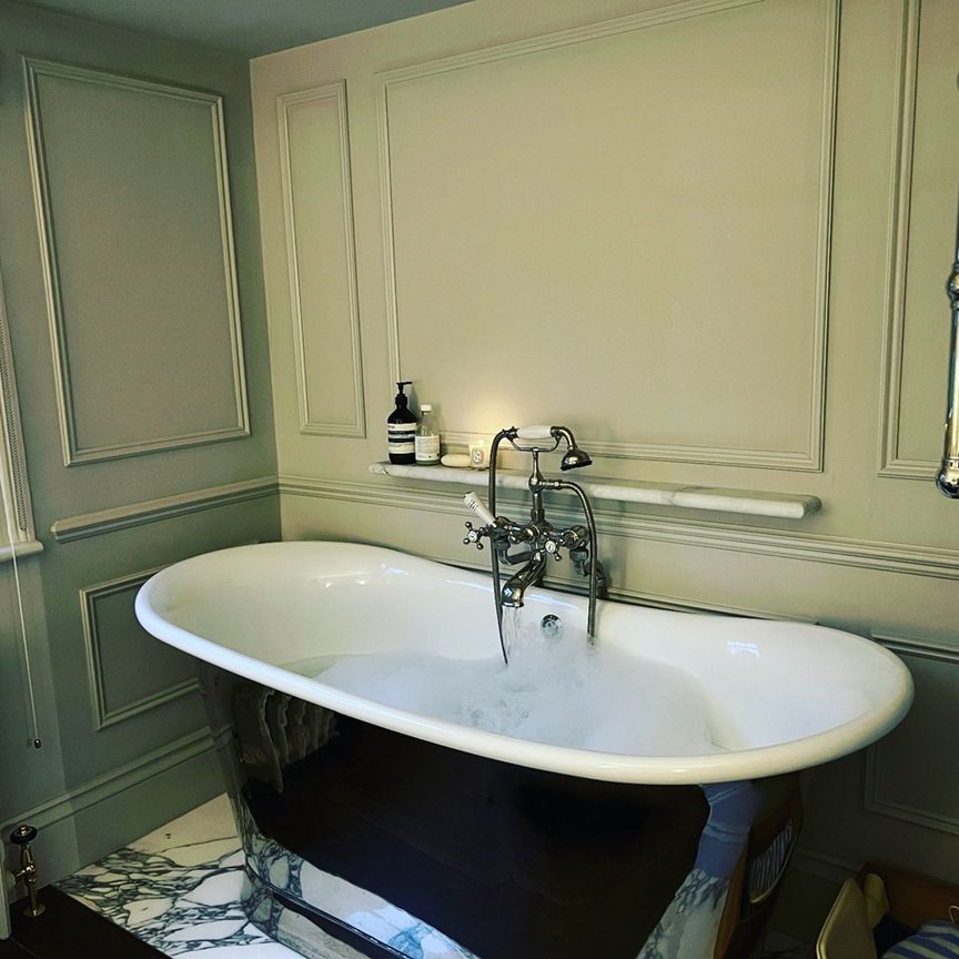3 Bed Terraced House, Willow Road, NW3 - Photo 1