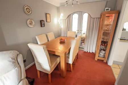 2 bedroom detached bungalow to rent - Photo 3