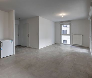 Location Appartement 3 pièces 63m² - Photo 2