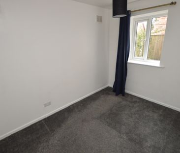 1 Bedroom Ground Floor Flat - Photo 1