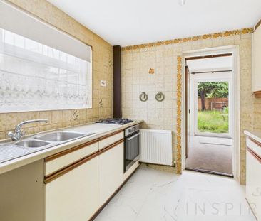 3 bedroom semi-detached house to rent - Photo 1