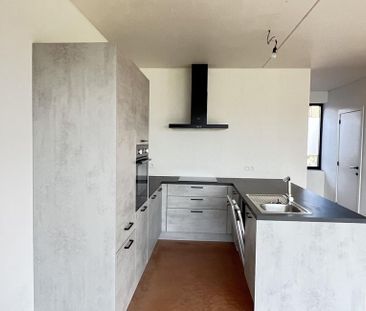 Eengezinswoning te huur in Herk-de-Stad voor € 1.130 met 3 slaapkamers - Photo 2