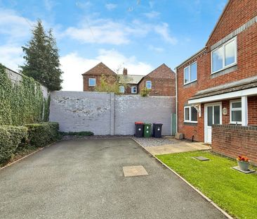 Colliers Close, St Georges, Telford, TF2 - Photo 3