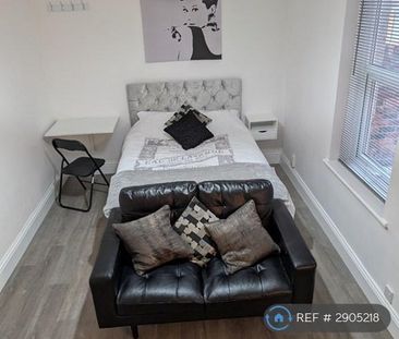 Studio to rent - Photo 3