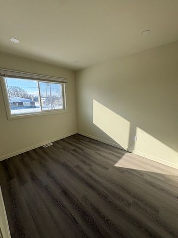 For Lease - 1075 Ontario Road Unit# C, Welland, Ontario - Photo 5