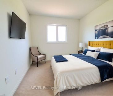 For Lease - 12 West Creek Court, Welland, Ontario - Photo 1