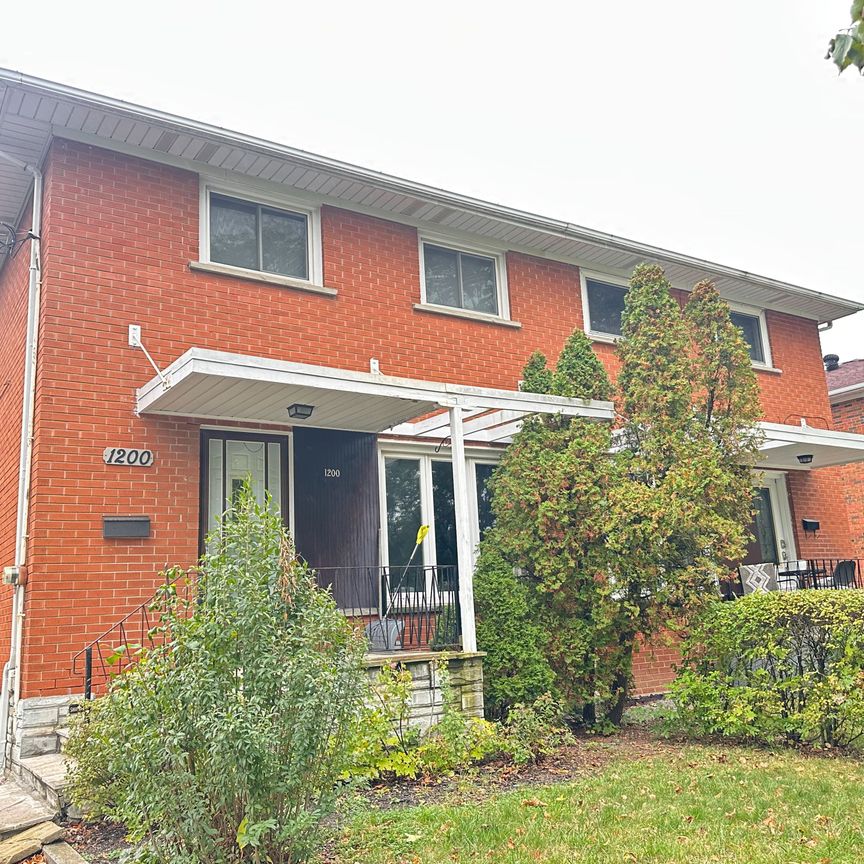 For Lease - 1200 Kingsholm Drive Unit# Basement, Mississauga, Ontario - Photo 1