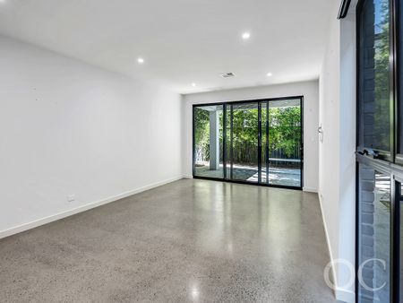 Open the Door to Designer Living Between the City and the Sea - Photo 3