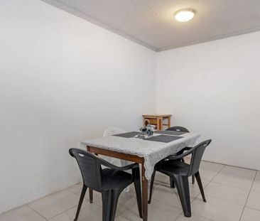 Fantastic One Bedroom! - Photo 2