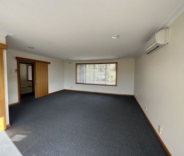 Perfect for the family, Live Here! - Photo 2