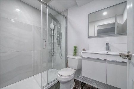 For Lease - 41 Fieldrow Street, Meadowlands - Crestview and Area, Ontario - Photo 4