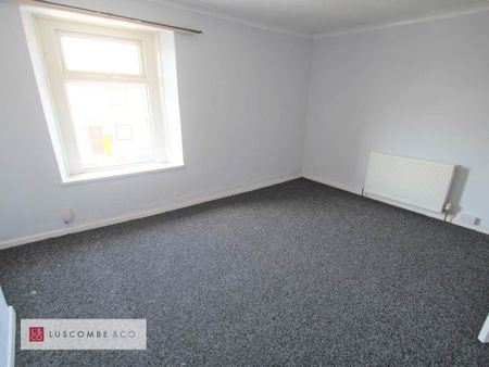 Albert Avenue - Photo 3