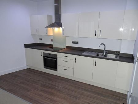 2 bedroom apartment to rent - Photo 2