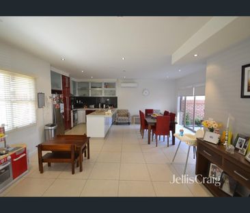 Three Bedroom Townhouse - Photo 2