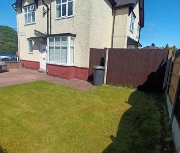 3 bedroom semi-detached house to rent - Photo 6