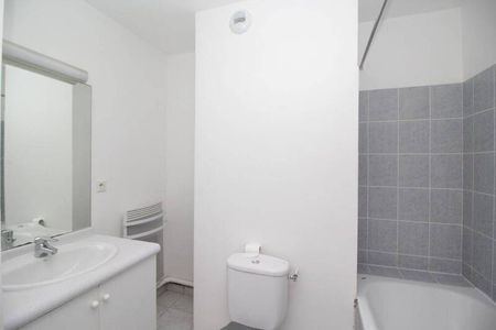 Appartement 2 pièces - - Photo 2