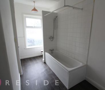 Charlotte Street, Buersil, Rochdale - Photo 6