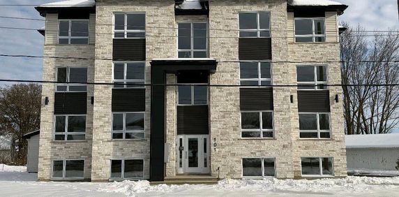 Appartement 51/2 neuf à louer - Photo 2