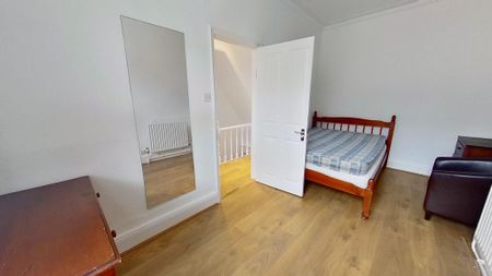 5 bedroom terraced house to rent - Photo 5