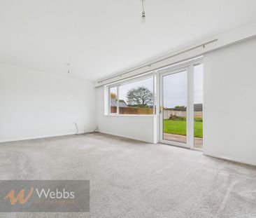 3 bedroom detached bungalow to rent - Photo 1