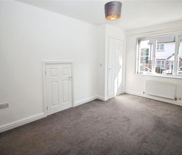 2 bedroom end of terrace house to rent - Photo 3