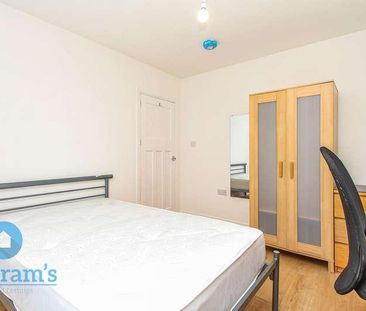 Clifton Boulevard, Nottingham, NG7 - Photo 6