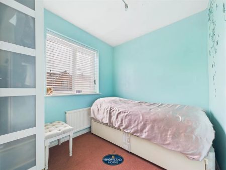 Bardley Drive, Daimler Green, Coventry - Photo 4