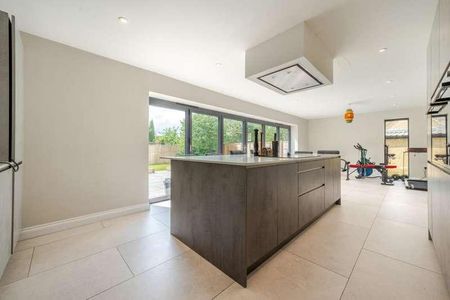 Moreton-in-marsh, Gloucestershire, GL56 - Photo 5