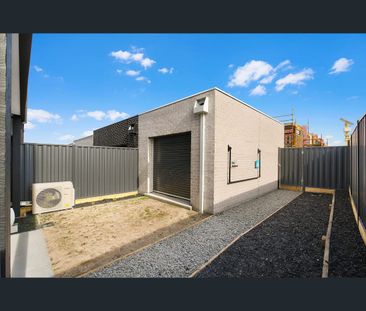 1 Seve Walk, Clyde North, Vic 3978 - Photo 4