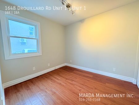 NEWLY RENOVATED 1-BEDROOM/1-BATH MAIN FLOOR SUITE +HYDRO - Photo 3