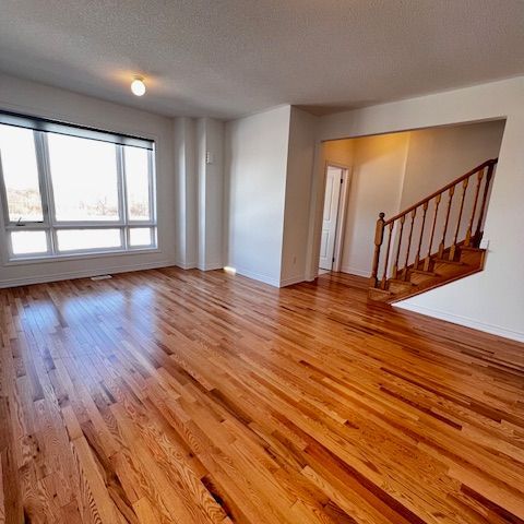 For Lease - 10 Dockside Way, Whitby, Ontario - Photo 1