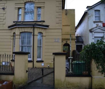 Price £865 pcm - Available Now - Furnished - Photo 1