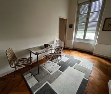 Location Appartement 2 pièces 26m² - Photo 2