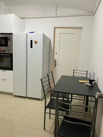 Carrer de Santa Amèlia, Barcelona, Catalonia 08034 - Photo 4