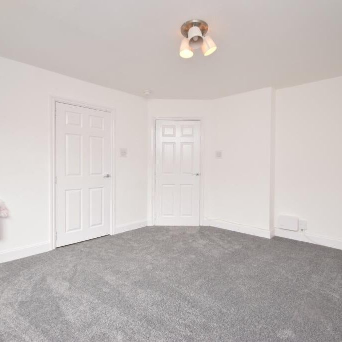 2 Bed Flat, Quarryknowe Street, G31 - Photo 1