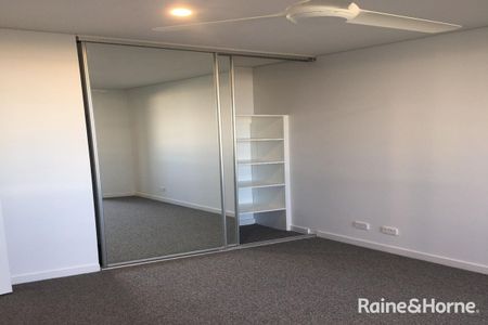 Stunning 1Br Oxford Apartment in Williams Landing! - Photo 4