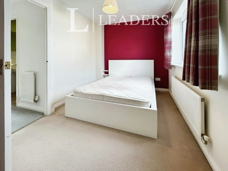 2 bedroom house to rent Woodlark Drive, Cottenham, Cambridge, CB24 - Photo 4