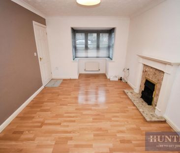 3 bedroom House To Let Total Size: 1066 SQ FT - Photo 2