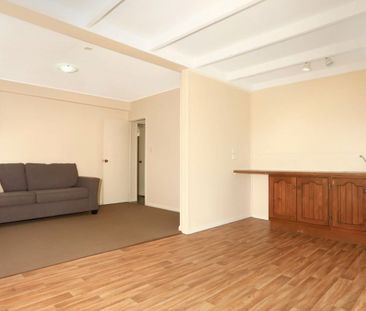 Charming Single Bedroom Granny Flat in The Hills of Mudgeeraba - Photo 5