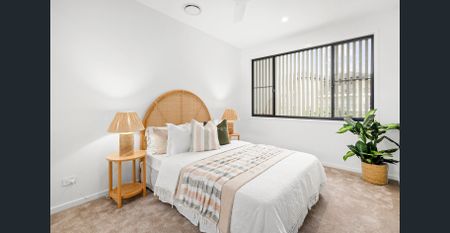 Brand new duplex with a heated pool, only 250m to the beach. - Photo 3