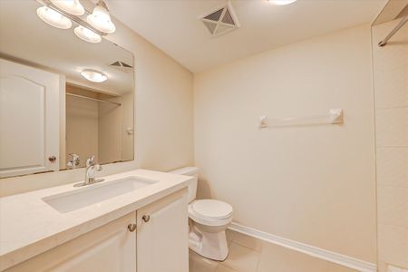 For Lease - 5625 Oscar Peterson Boulevard Unit# 1, Mississauga, Ontario - Photo 4