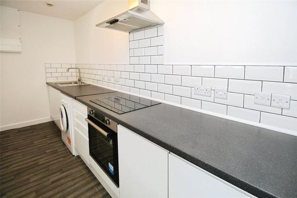 1 bedroom flat to rent - Photo 1