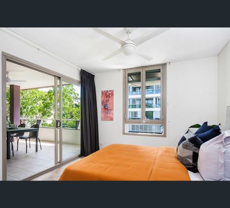 1506/2 Sterling Circuit, Camperdown, NSW 2050 - Photo 3