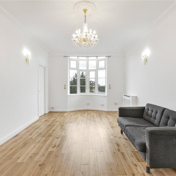 2 bedroom property to let - Photo 1