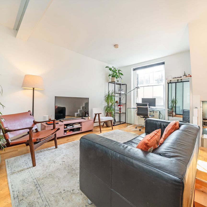 Holland Street, Kensington, W8, London - Photo 1