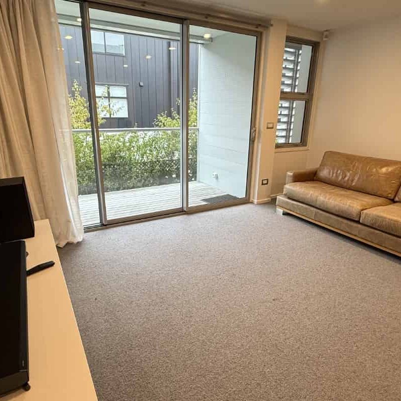 Live Where Lifestyle Meets Location - Partly Furnished - Photo 1