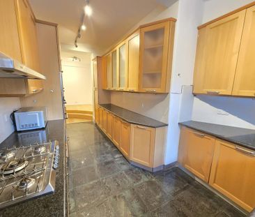 3 bedroom apartment to rent - Photo 6