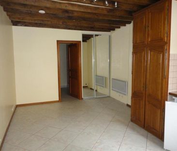 Location Appartement 1 pièce 27m² SENS 89100 - Photo 1