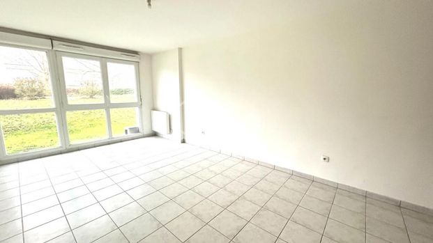 Appartement à louer à Henin Beaumont - Réf. LGLI15112-5536185 - Photo 1